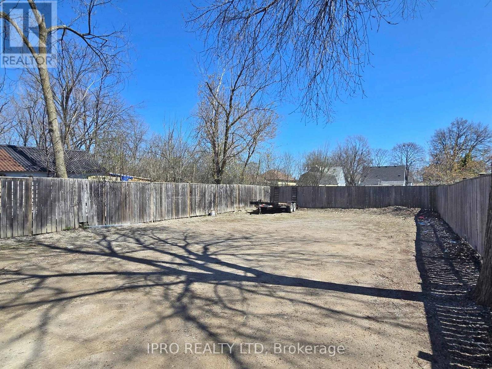 219 Queen Street W, Brampton (Downtown Brampton), Ontario  L6Y 1M6 - Photo 47 - W12134638