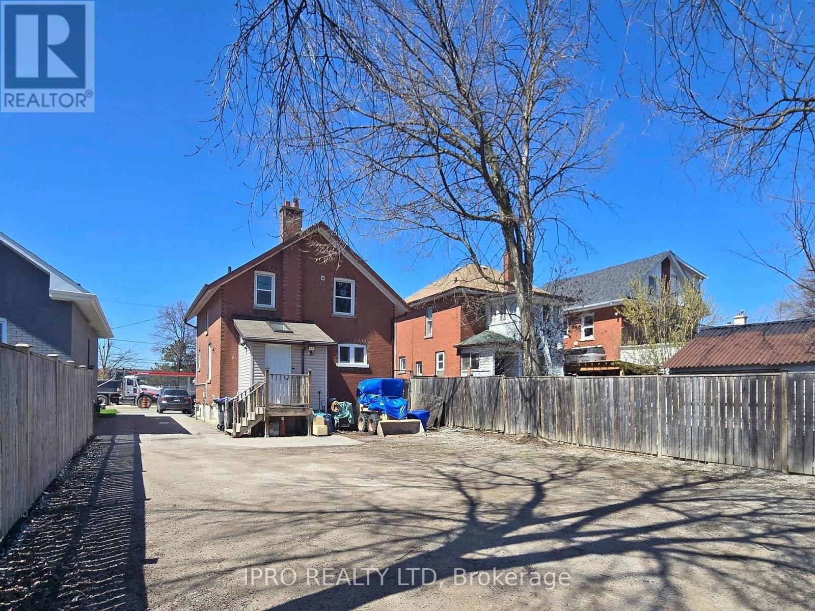 219 Queen Street W, Brampton (Downtown Brampton), Ontario  L6Y 1M6 - Photo 48 - W12134638