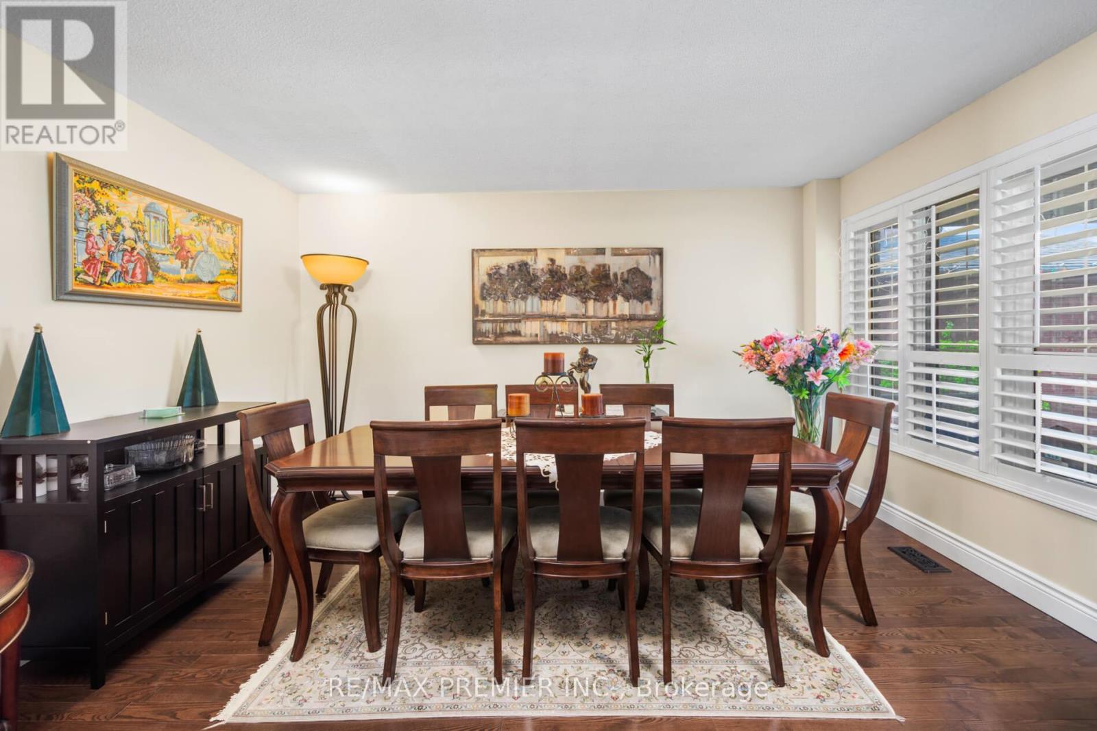 Property at 3960 HONEY LOCUST TRAIL image 4