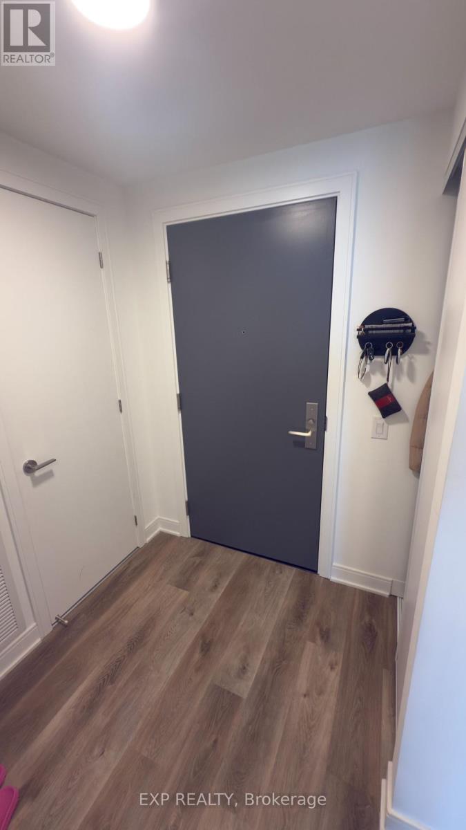 1508 - 86 Dundas Street E, Mississauga, Ontario  L5A 1W4 - Photo 3 - W12134645