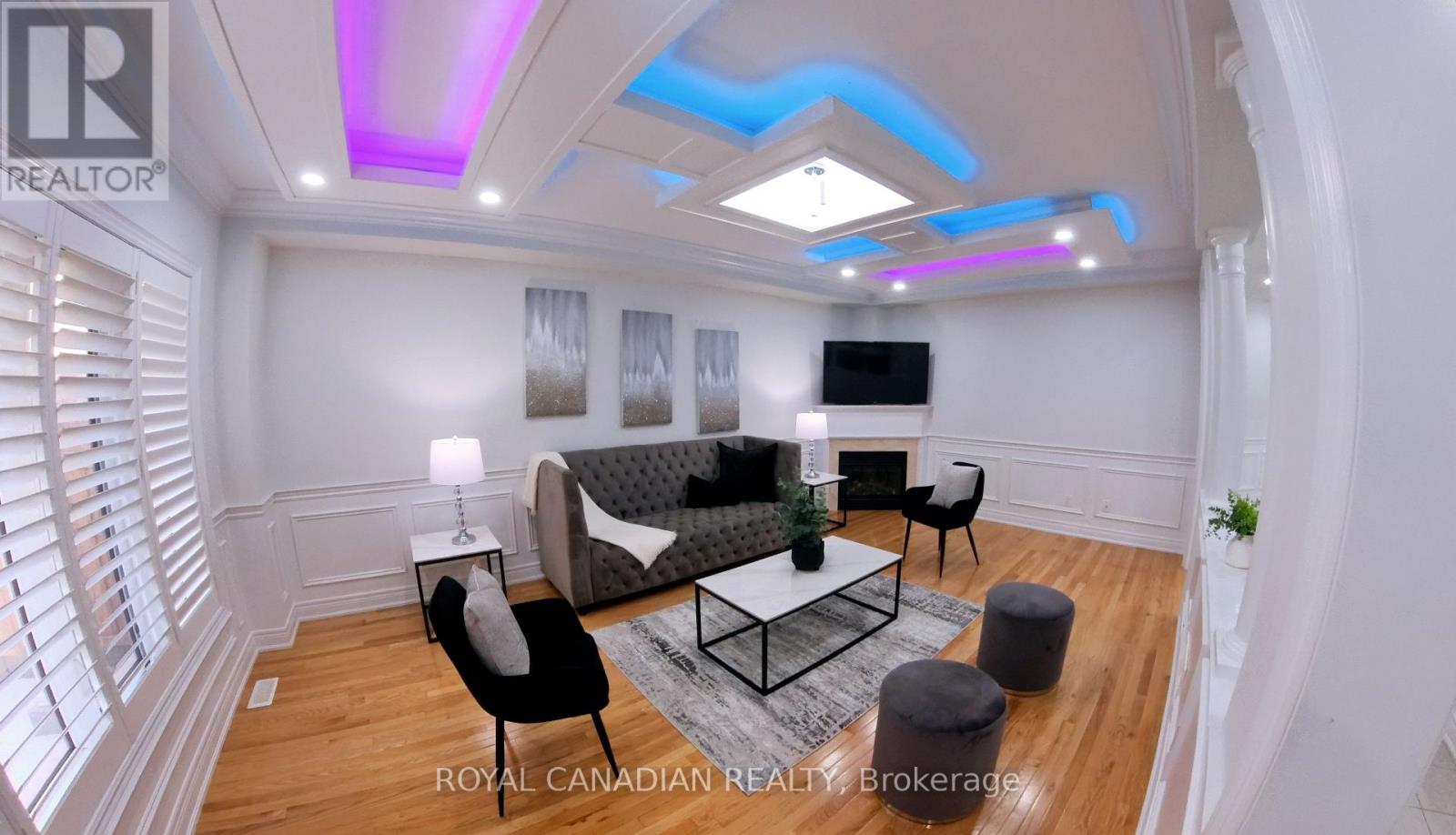 8 Templar Street, Brampton, Ontario  L6Y 2Y2 - Photo 6 - W12134647