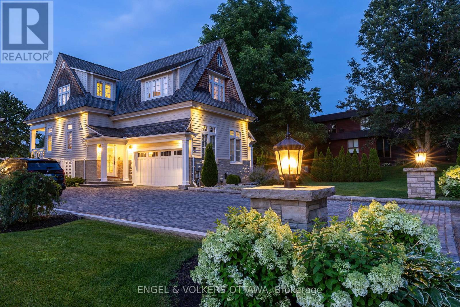 5651 Herwig Place, Ottawa, Ontario  K4M 1B3 - Photo 2 - X12036456