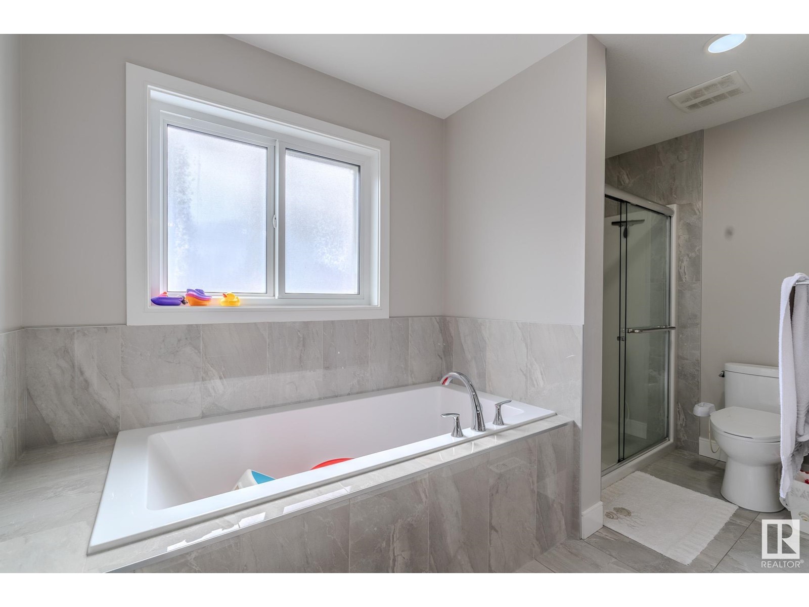 1492 25 Street Nw, Edmonton, Alberta  T6T 2L3 - Photo 35 - E4435259
