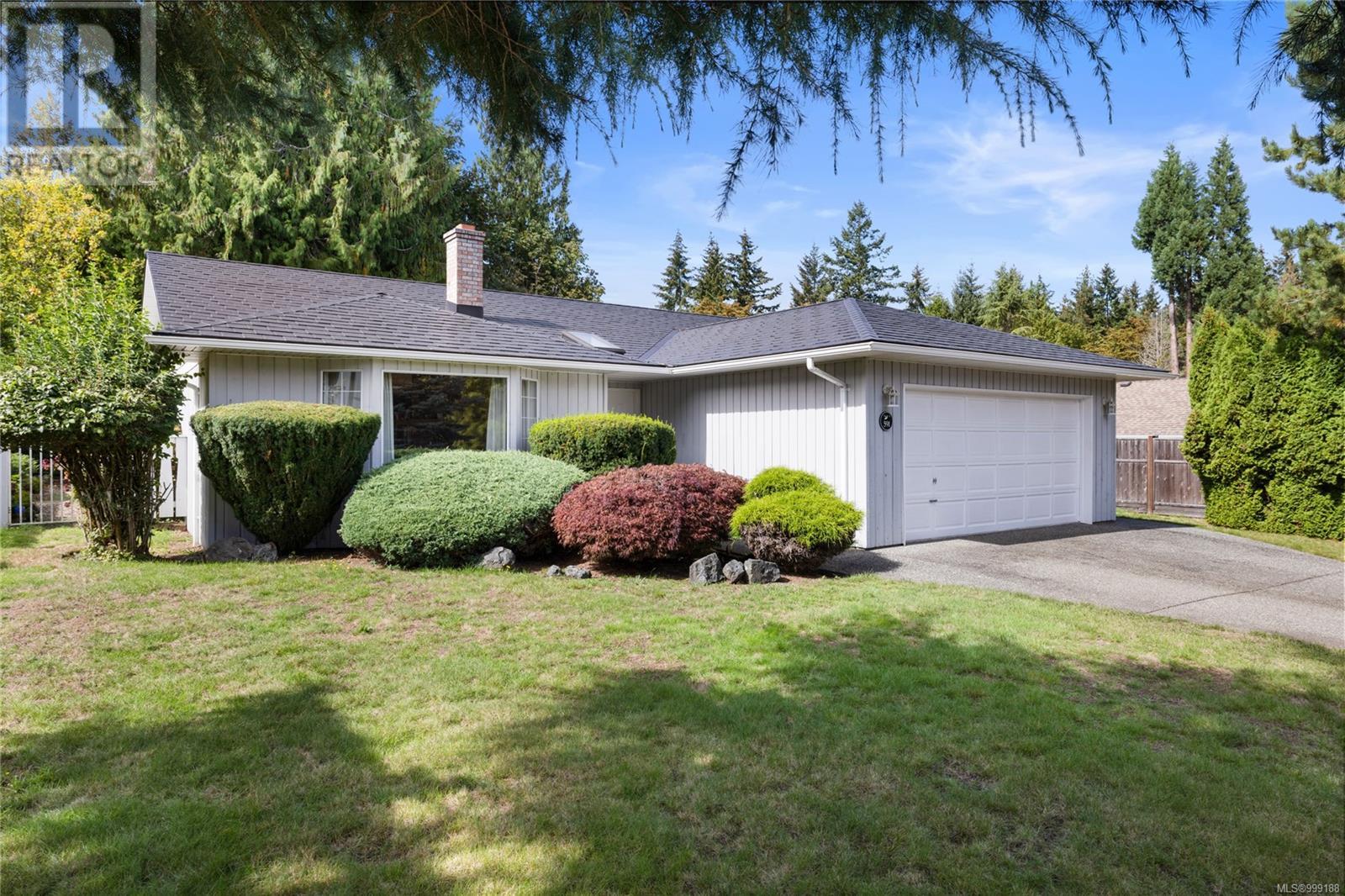 Property at 591 Moresby Ave image 1