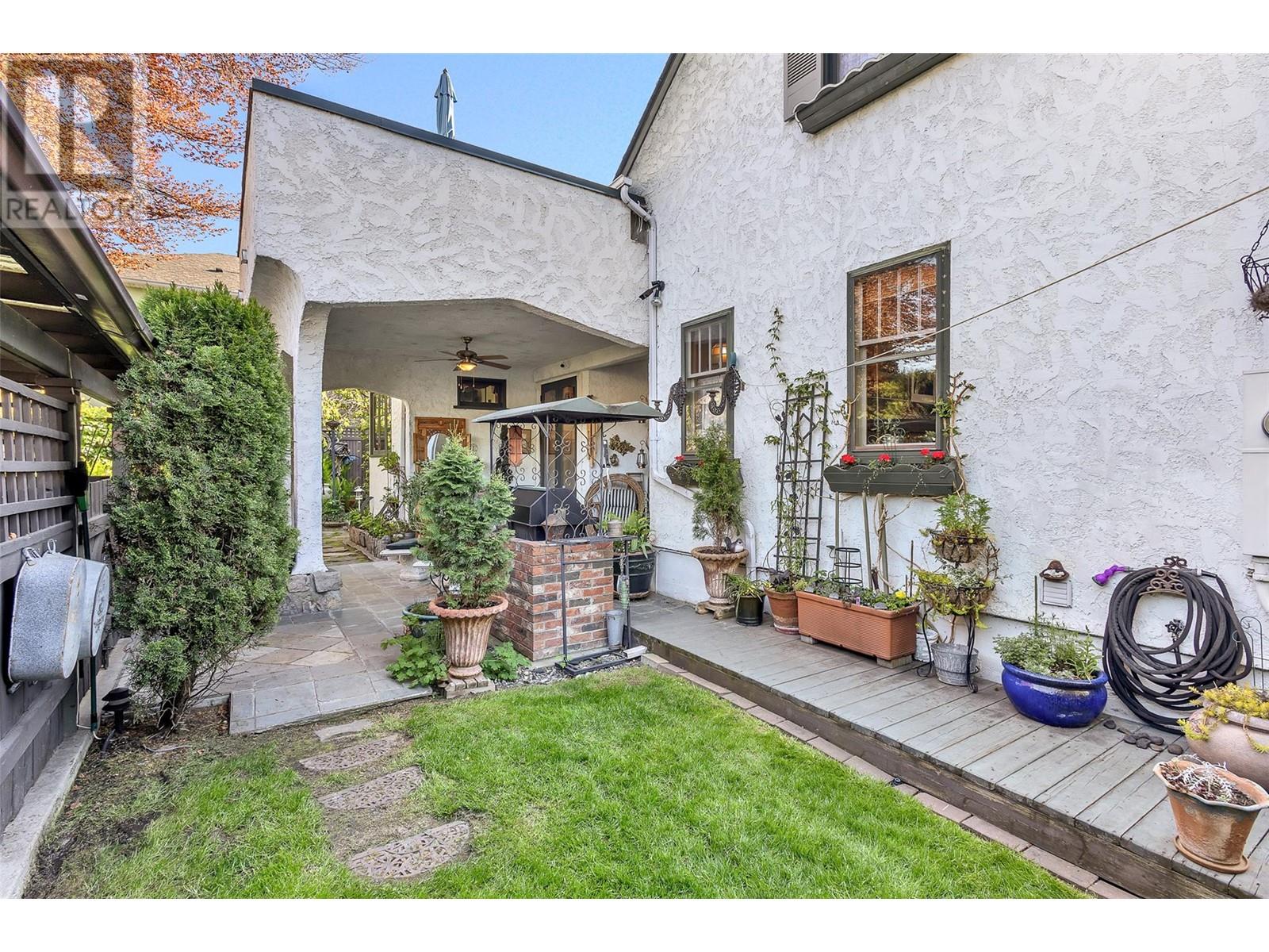 1064 Fairview Road, Penticton, British Columbia  V2A 5Z2 - Photo 86 - 10346650