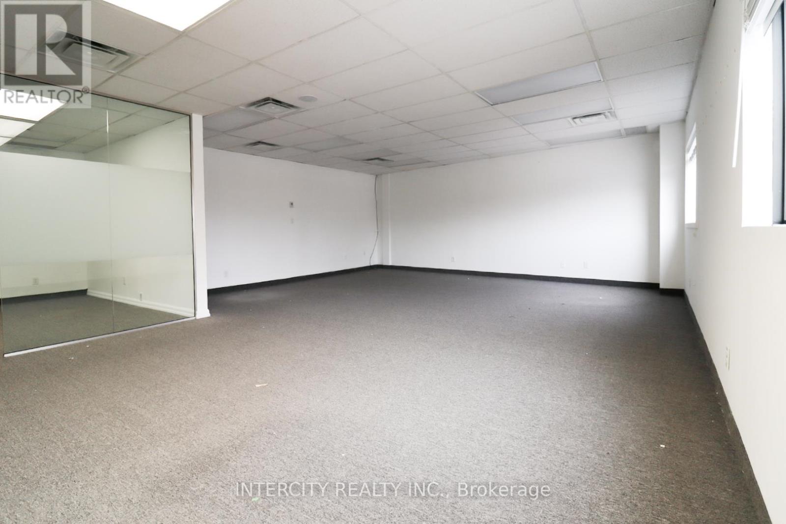 200 - 738 Sheppard Avenue E, Toronto (Bayview Village), Ontario  M2K 1C4 - Photo 14 - C12114284