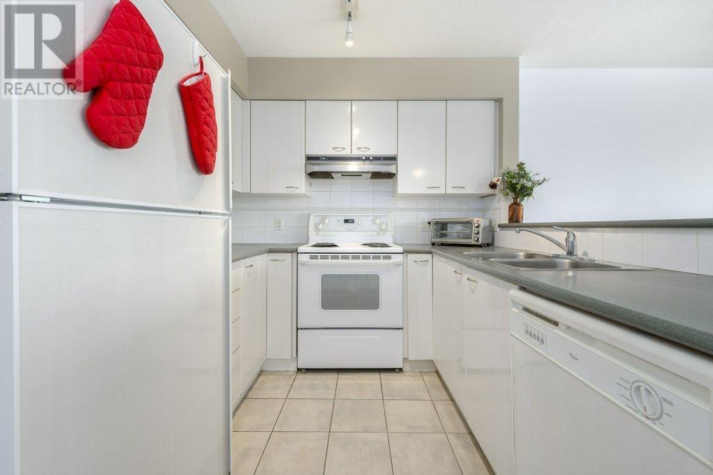 303 6088 Willingdon Avenue, Burnaby, British Columbia  V5H 4V2 - Photo 10 - R3000418