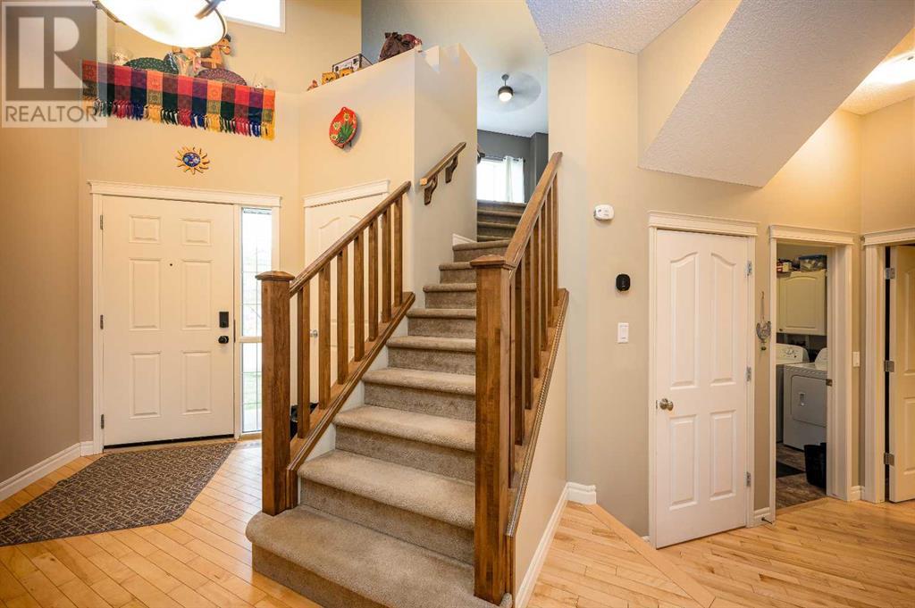 44 Cimarron Vista Circle, Okotoks, Alberta  T1S 0B1 - Photo 2 - A2219261