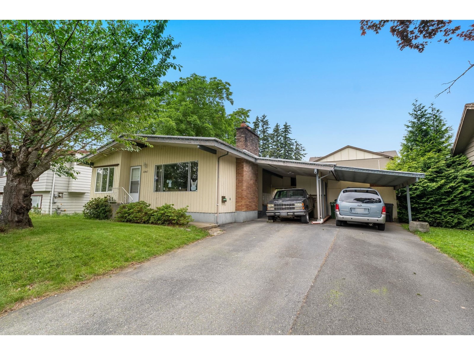 Property at 33847 FERN STREET image 1