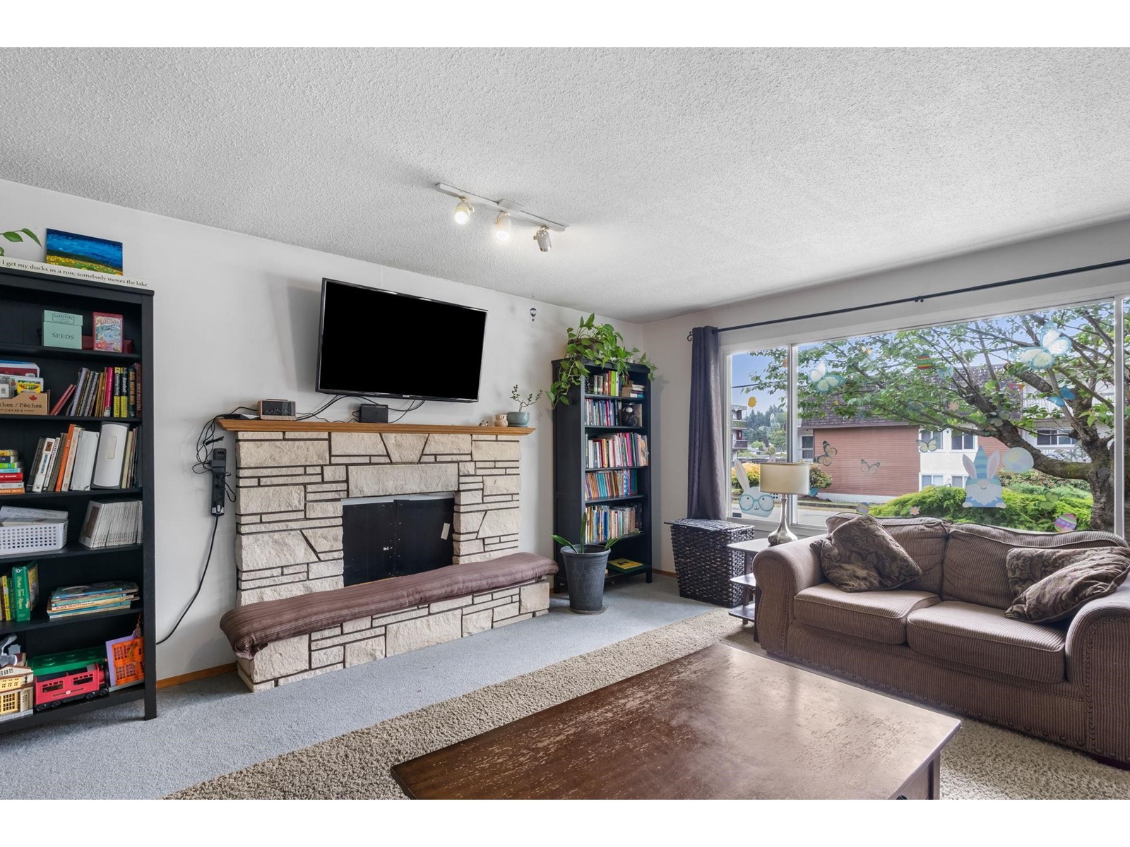 Property at 33847 FERN STREET image 3