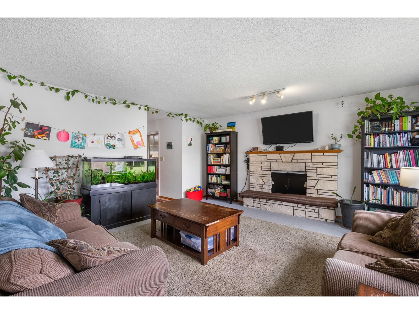 Property at 33847 FERN STREET image 5