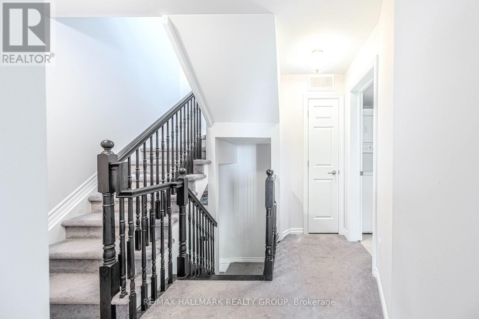 509 Ozawa Private, Ottawa, Ontario  K1K 4Z8 - Photo 16 - X12069846