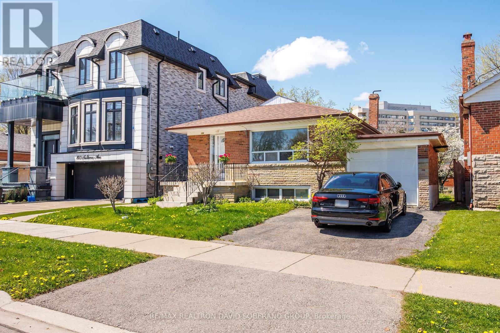 100 SULTANA AVENUE, Toronto, Ontario