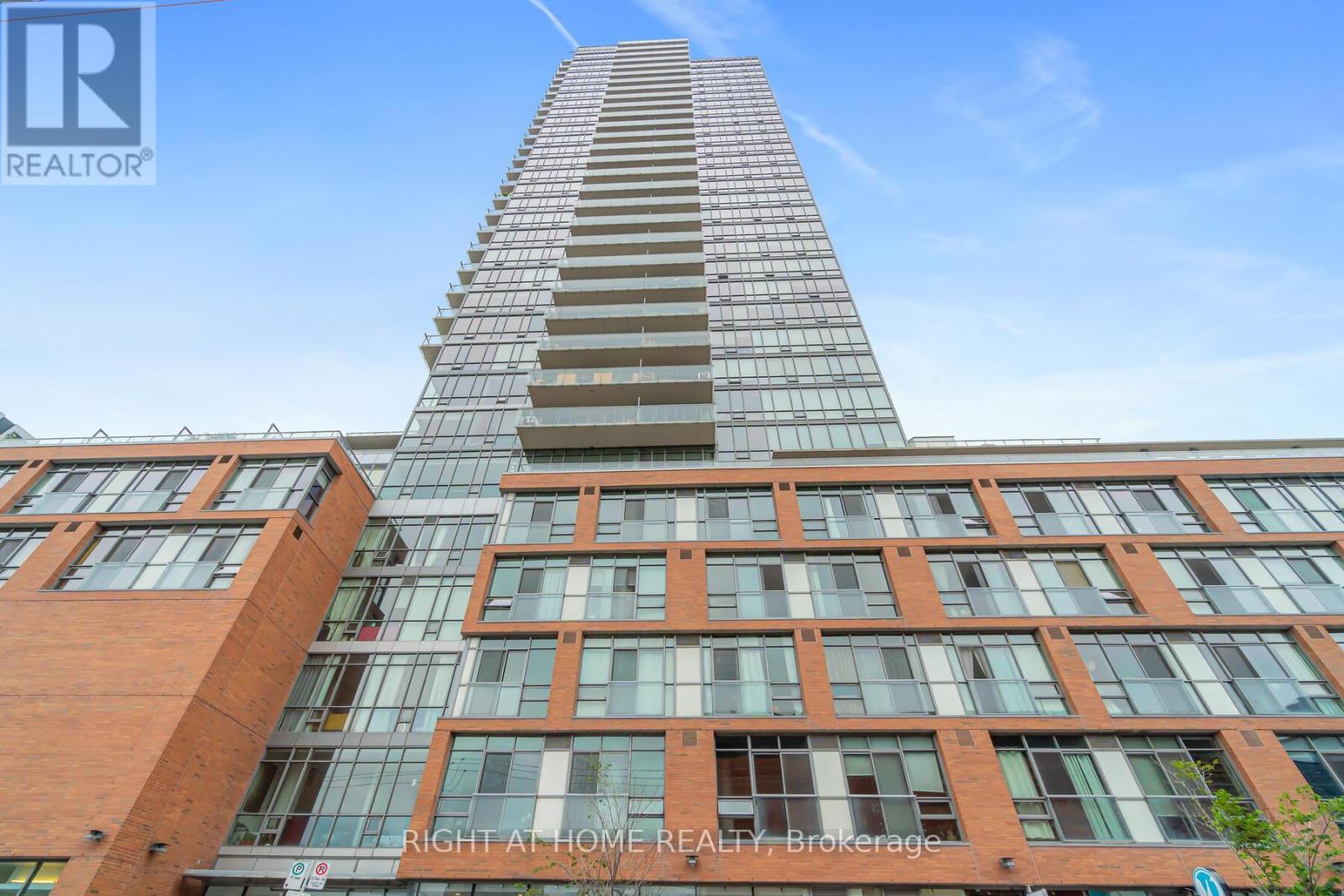 2005 - 33 Mill Street, Toronto, Ontario  M5A 3R3 - Photo 3 - C12134705