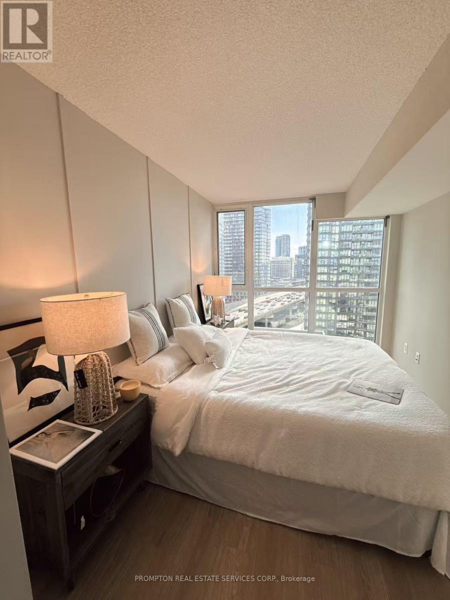 1615 - 75 Queens Wharf Road, Toronto, Ontario  M5V 0J8 - Photo 17 - C12134792