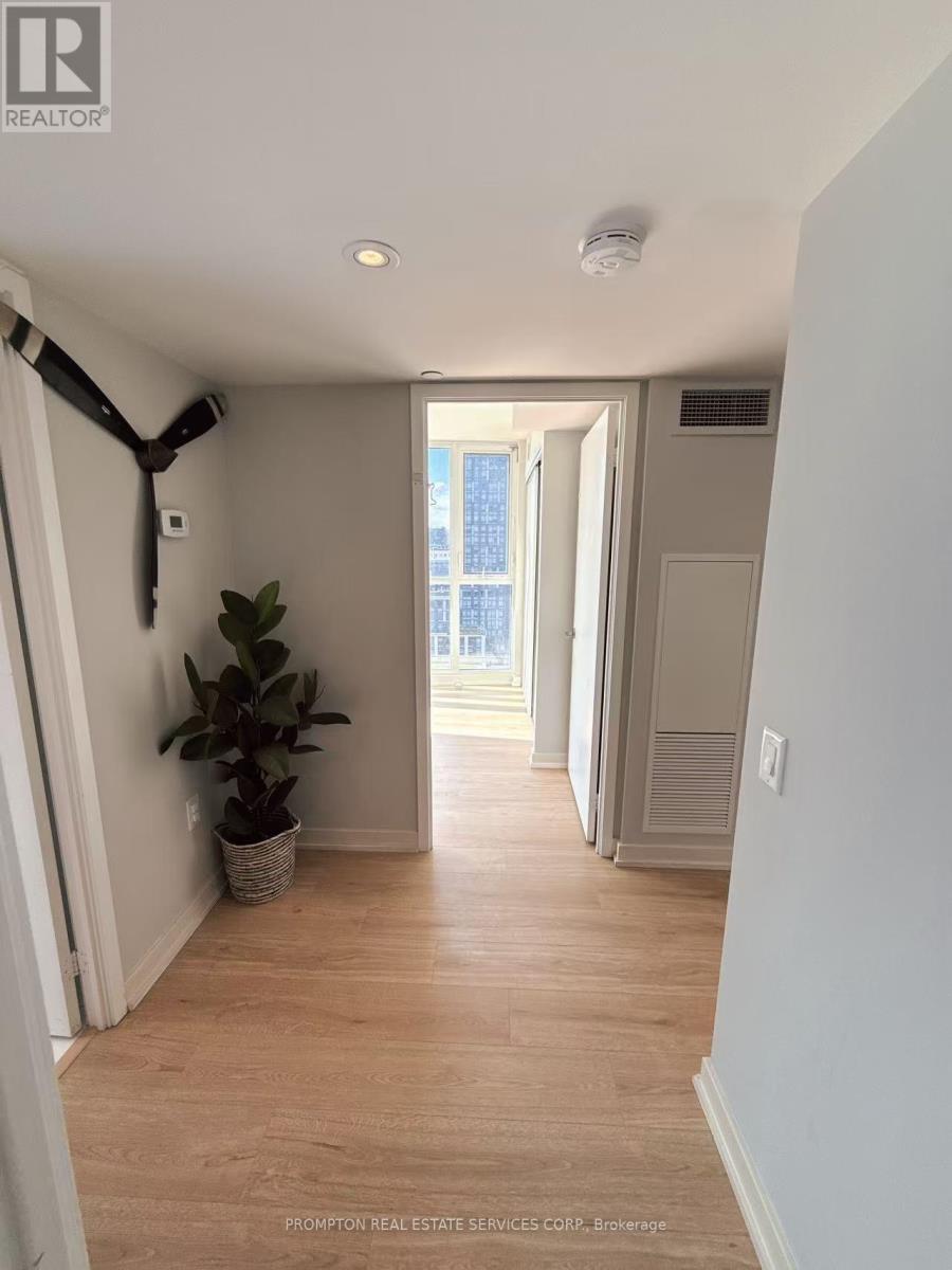 1615 - 75 Queens Wharf Road, Toronto, Ontario  M5V 0J8 - Photo 19 - C12134792