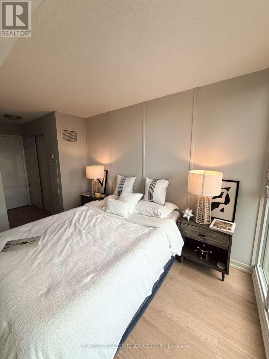 1615 - 75 Queens Wharf Road, Toronto, Ontario  M5V 0J8 - Photo 22 - C12134792