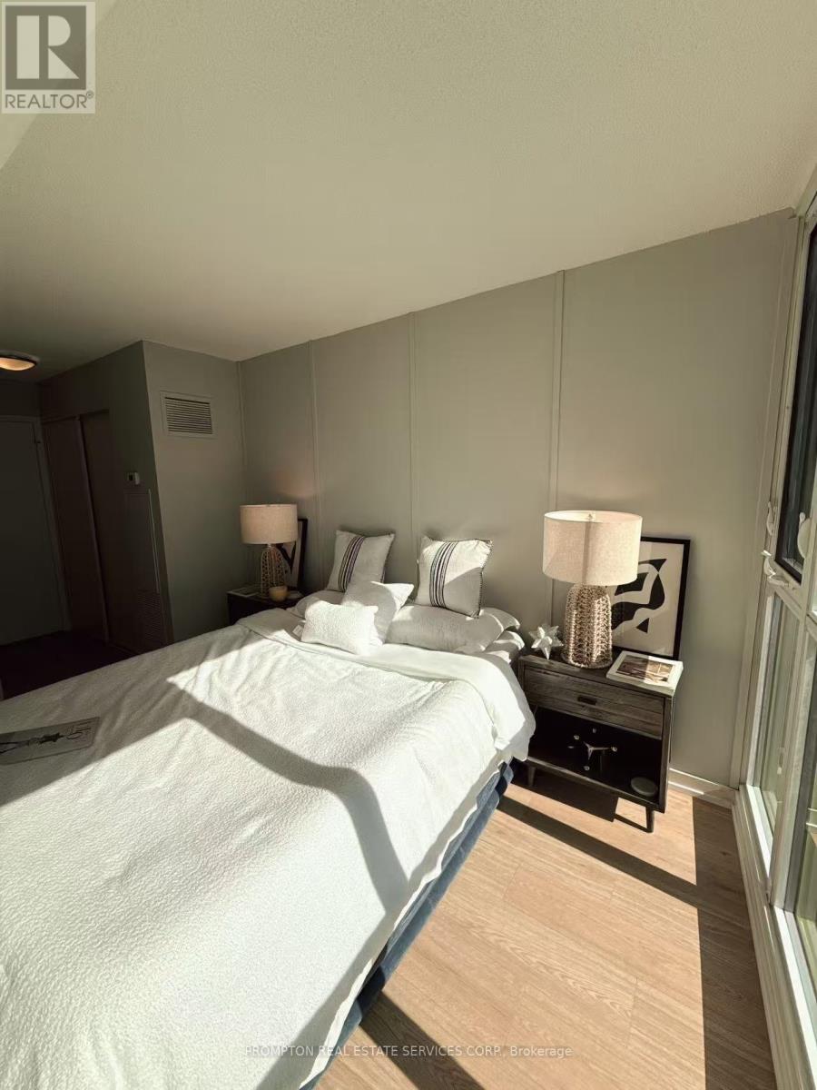 1615 - 75 Queens Wharf Road, Toronto, Ontario  M5V 0J8 - Photo 24 - C12134792