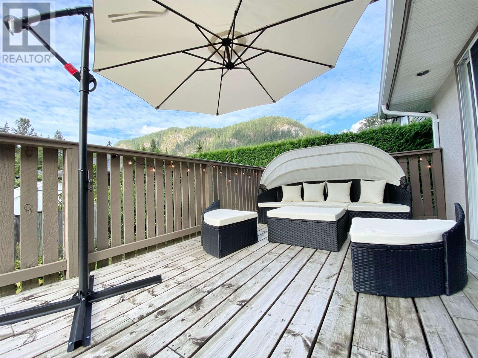 1650 Macdonald Place, Squamish, British Columbia  V0N 1H0 - Photo 16 - R3000386
