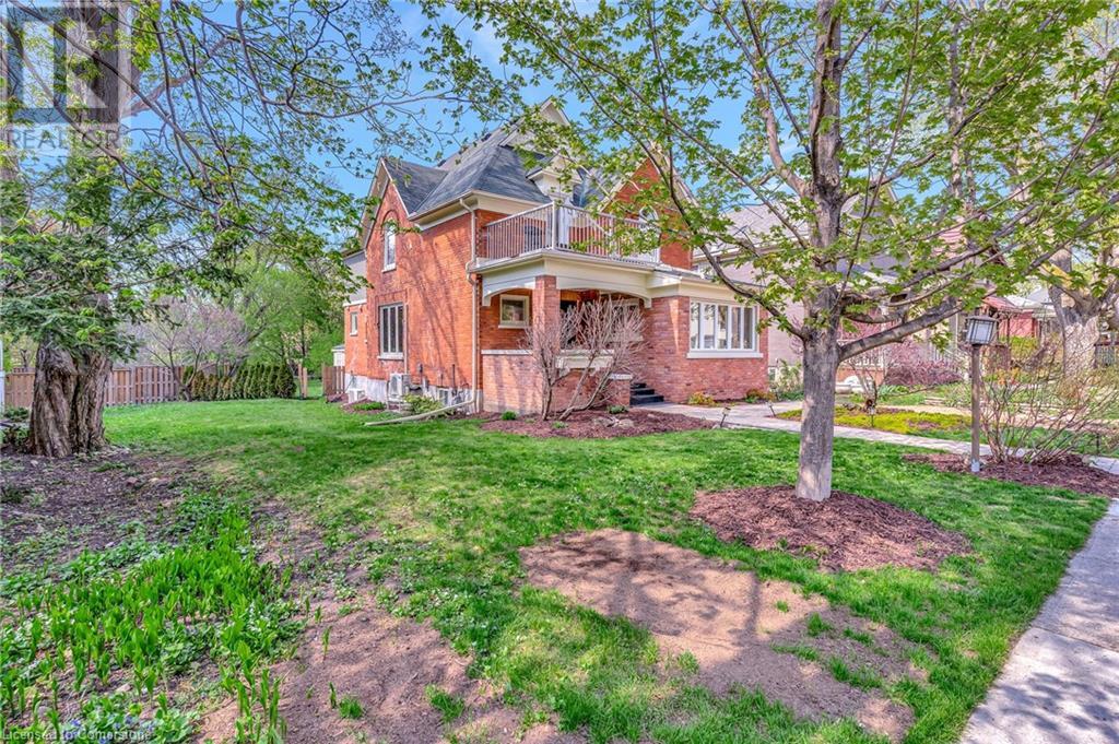Property at 78 JOHN Street E image 3