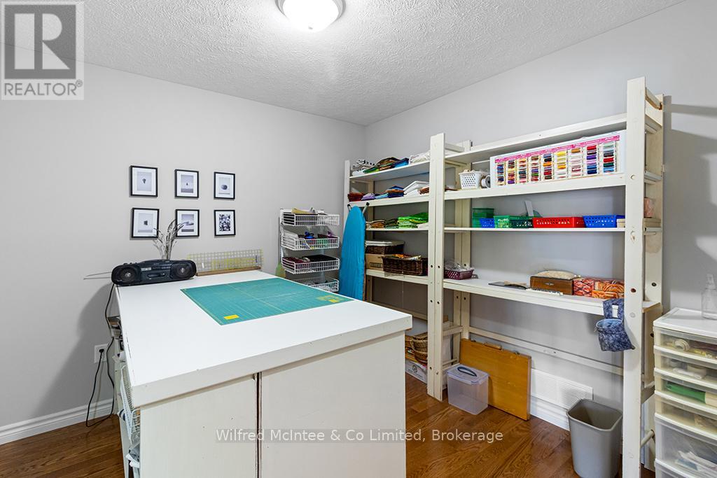 733 Gustavus Street, Saugeen Shores, Ontario  N0H 2C0 - Photo 20 - X12134908