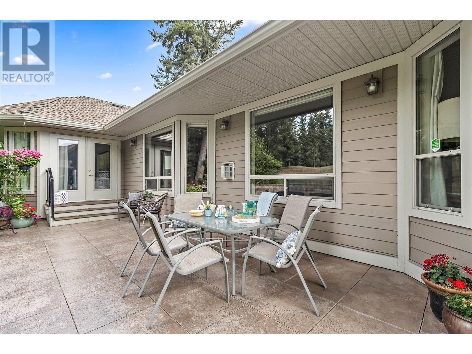 Property at 2742 Golf Course Drive image 4