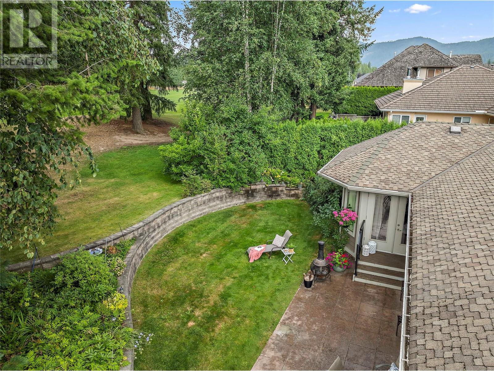 Property at 2742 Golf Course Drive image 2