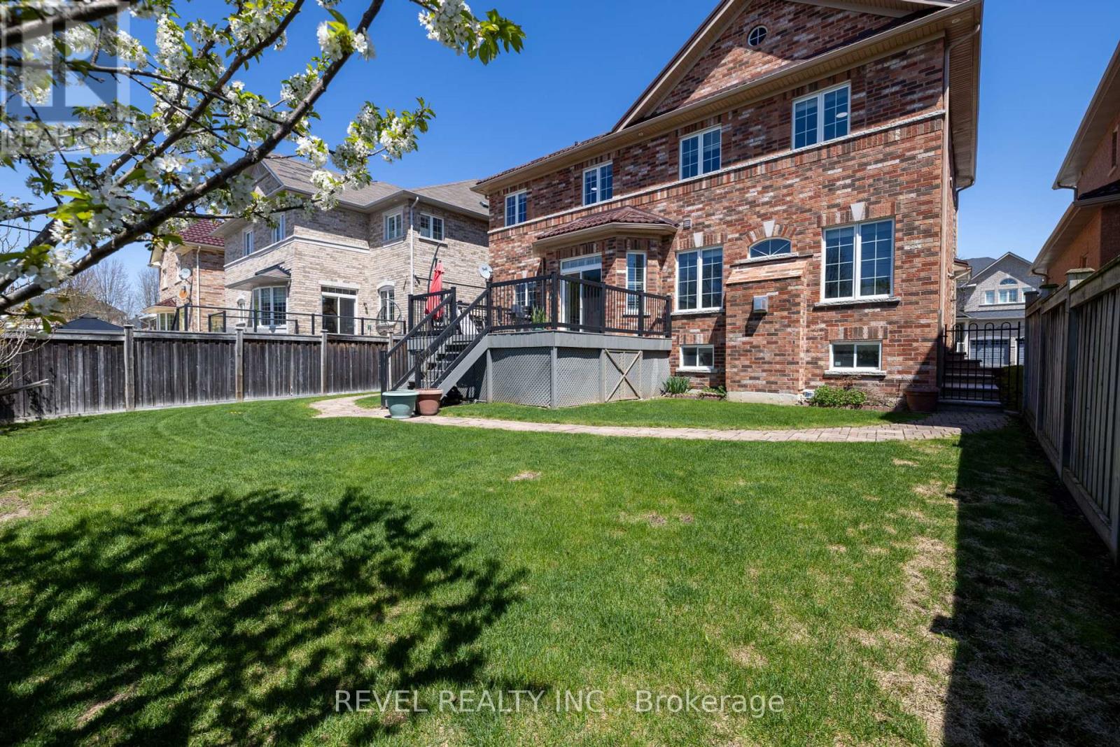 16 Terrance Drive, Markham, Ontario  L6B 0M2 - Photo 40 - N12134925