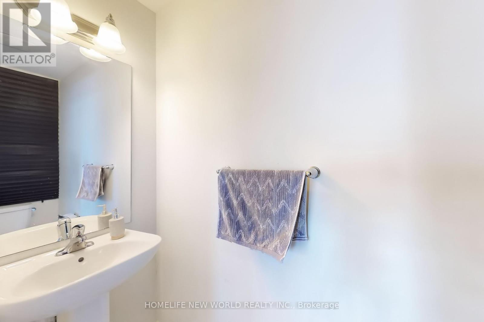 777 Kootenay Path, Oshawa, Ontario  L1H 0A7 - Photo 15 - E12134726