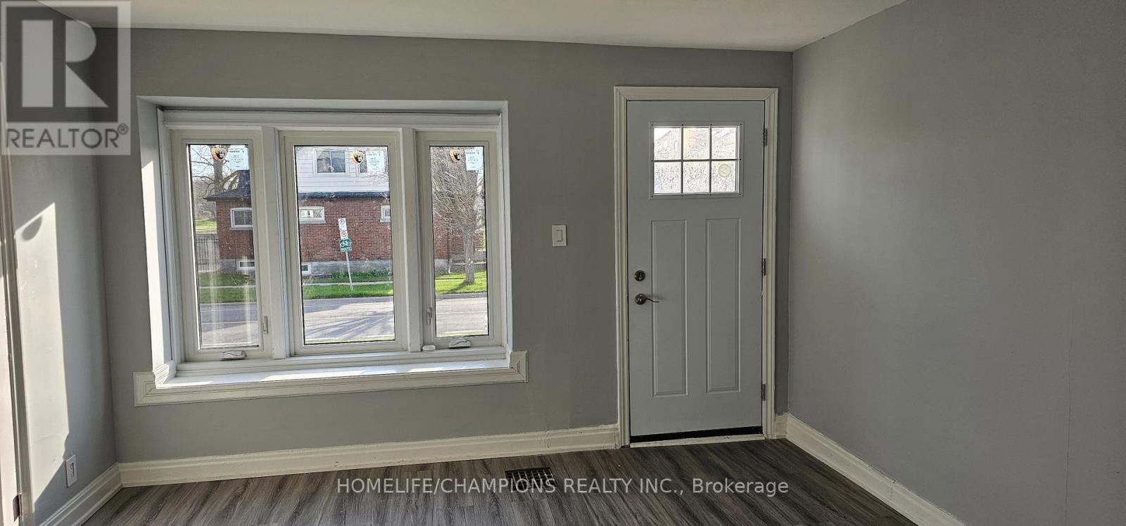 Property at 55 CENTRAL PARK BOULEVARD N image 3