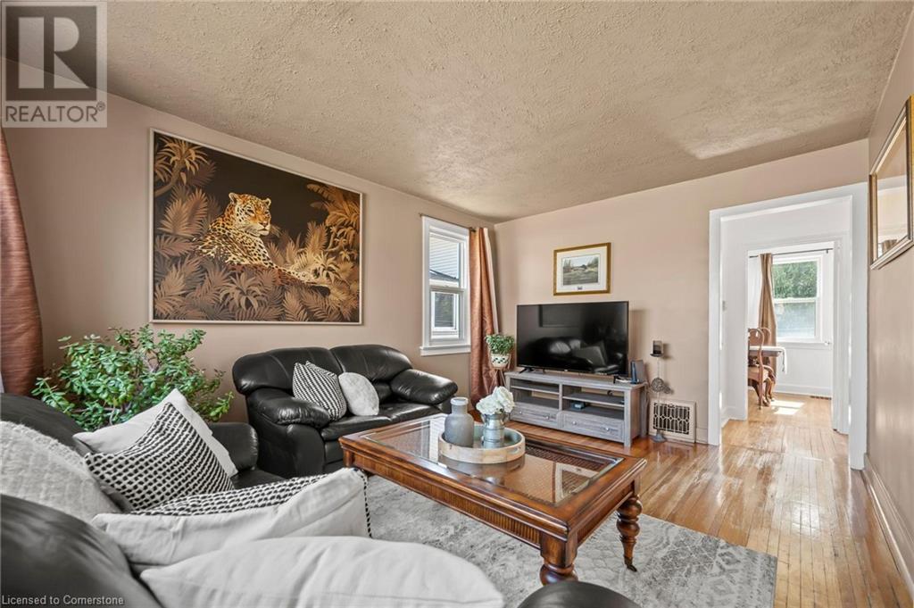 Property at 513 SPEEDVALE Avenue E image 5