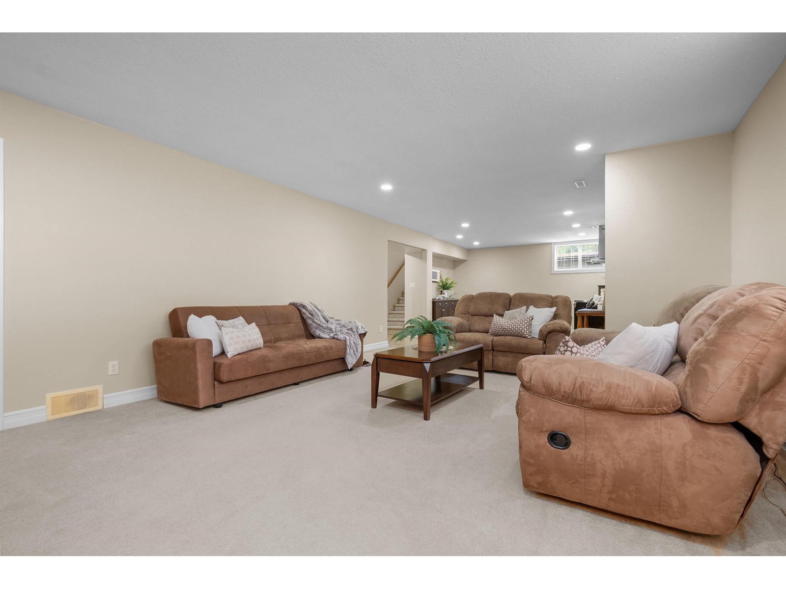 5349 Chinook Street, Sardis South, Chilliwack, British Columbia  V2R 0A4 - Photo 30 - R3000250