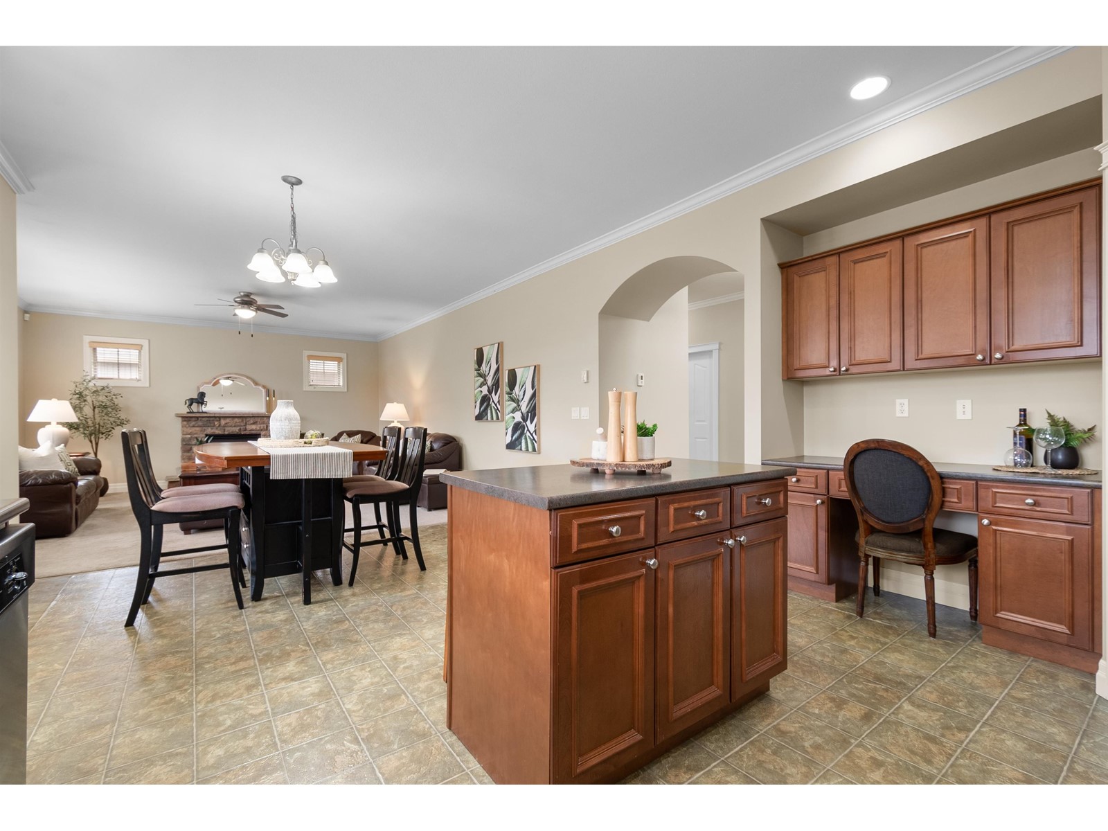 5349 Chinook Street, Sardis South, Chilliwack, British Columbia  V2R 0A4 - Photo 11 - R3000250