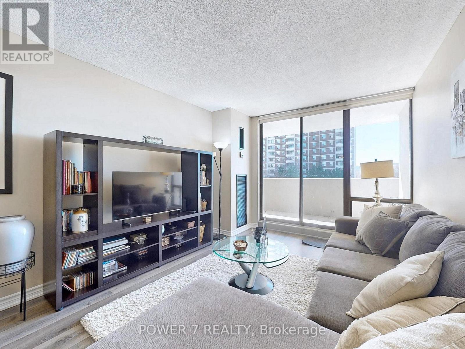 407 - 10 Tangreen Court, Toronto, Ontario  M2M 4B9 - Photo 3 - C12114355