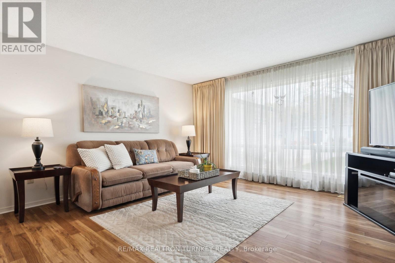 Property at 36 TECUMSETH PINES DRIVE image 5
