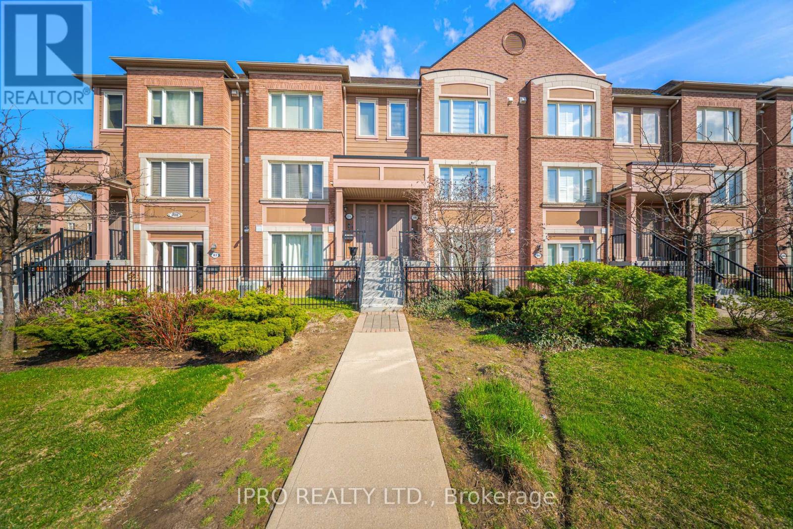 85 - 3088 Eglinton Avenue W, Mississauga, Ontario  L5M 8C5 - Photo 1 - W12134372