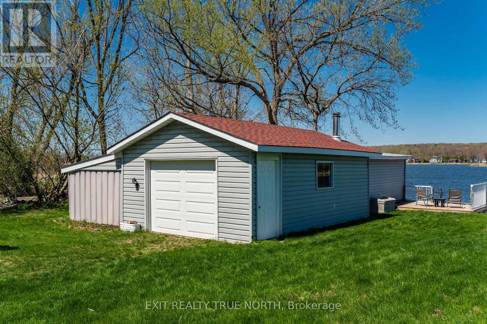5 Hemlock Avenue, Tay (Waubaushene), Ontario  L0K 2C0 - Photo 22 - S12134835