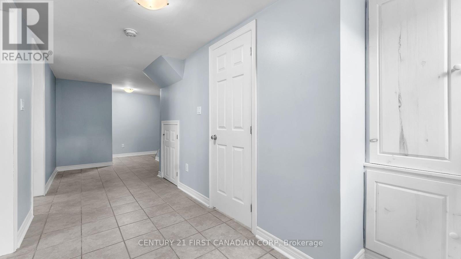 47 Crescent Avenue, St. Thomas, Ontario  N5P 2K4 - Photo 31 - X12134886