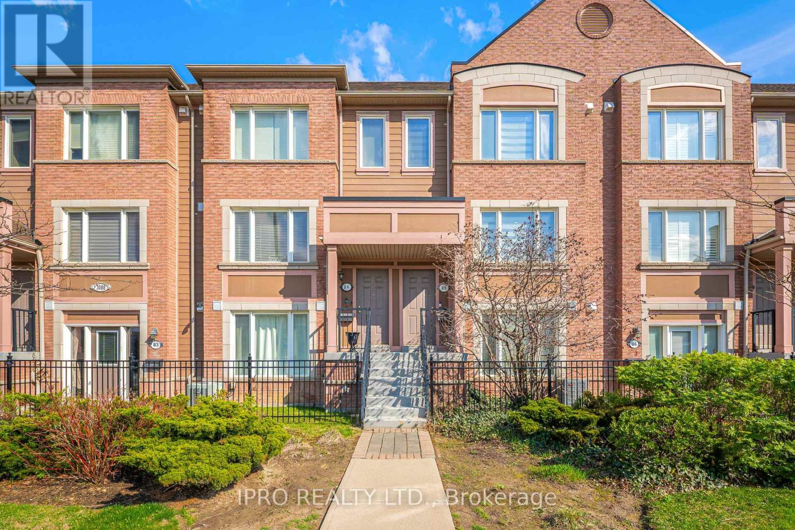 85 - 3088 Eglinton Avenue W, Mississauga, Ontario  L5M 8C5 - Photo 3 - W12134372