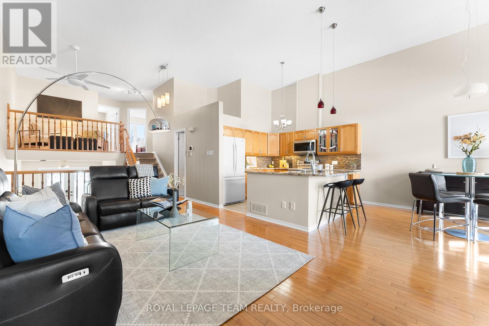 136 Macassa Circle, Ottawa, Ontario  K2T 1J7 - Photo 12 - X12074828