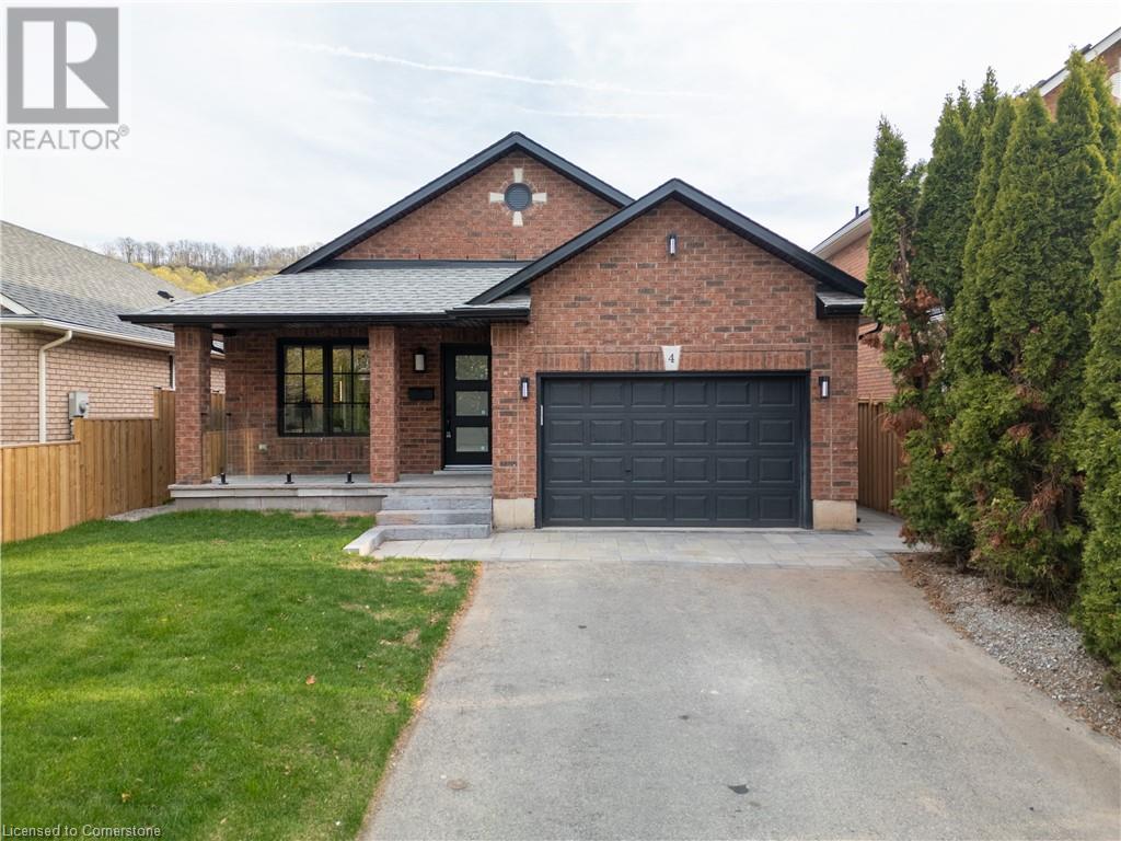 4 EVERGREENS Drive, Grimsby, Ontario