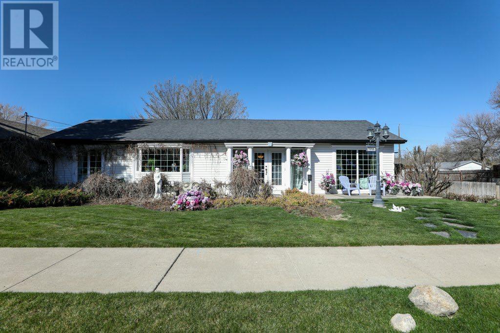 Property at 1006 9 Street N image 1