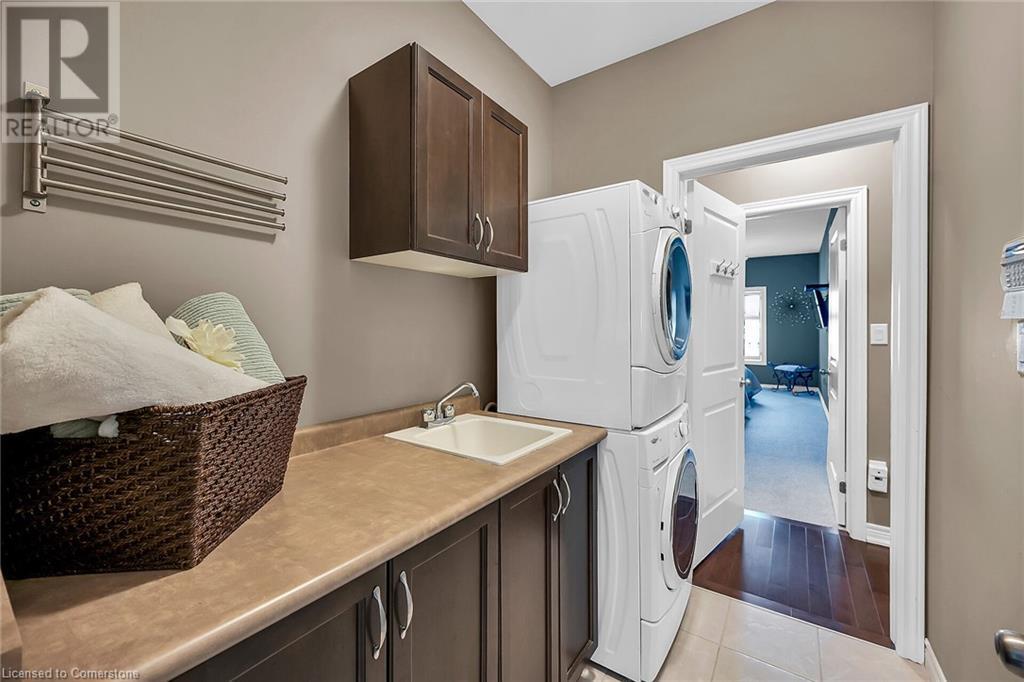 16 Essex Trail, Glanbrook, Ontario  L9B 0B7 - Photo 27 - 40726567