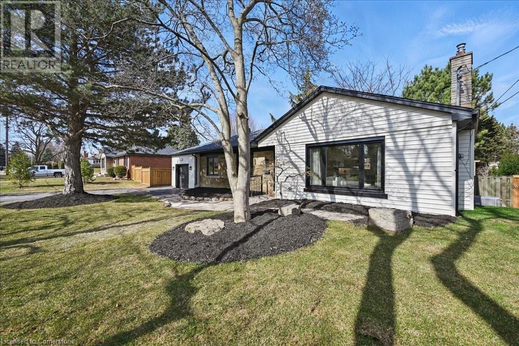 869 Condor Drive, Burlington, Ontario  L7T 3A8 - Photo 4 - 40726604