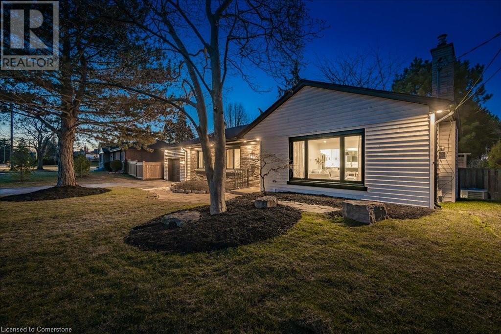 869 Condor Drive, Burlington, Ontario  L7T 3A8 - Photo 2 - 40726604