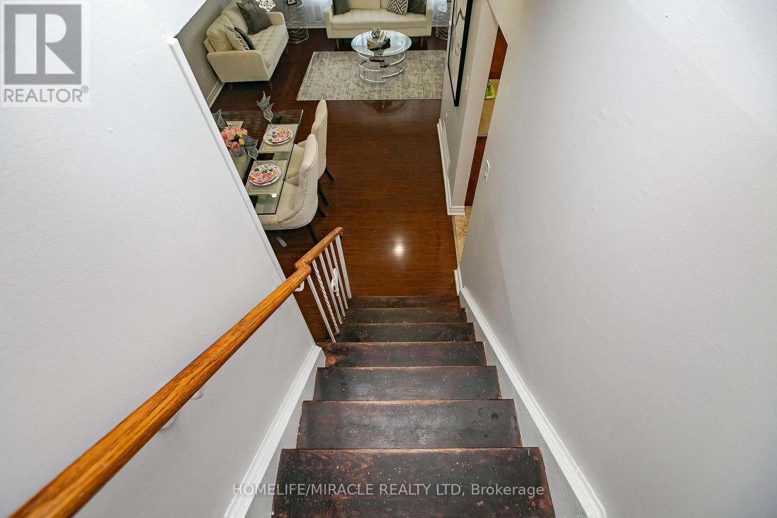 11 Dartford Road, Brampton, Ontario  L6T 2Z3 - Photo 16 - W12134784