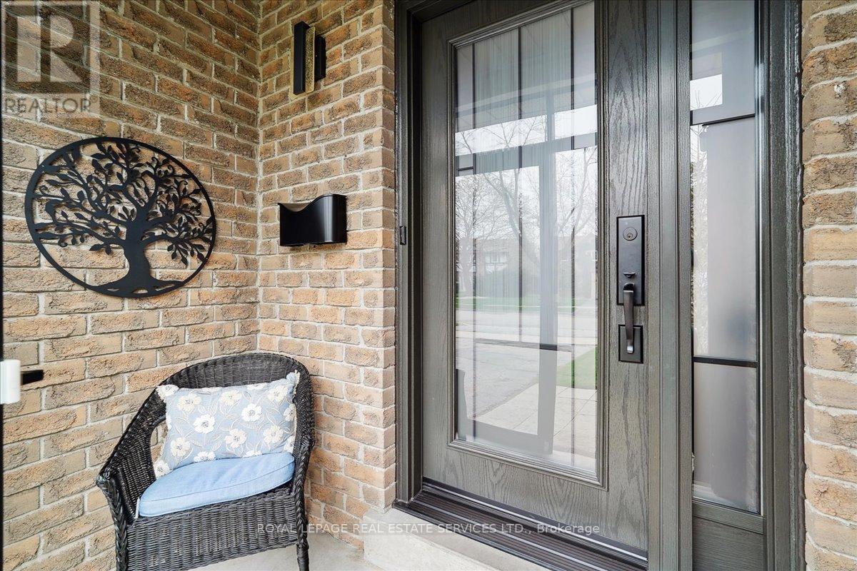 Property at 198 SOMERVILLE PLACE image 3