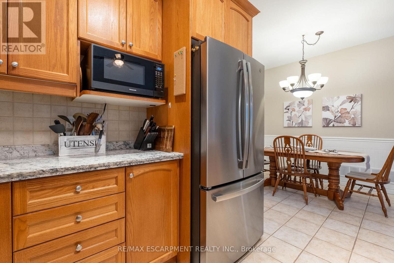 70 - 2165 Itabashi Way, Burlington, Ontario  L7M 0A2 - Photo 8 - W12134833