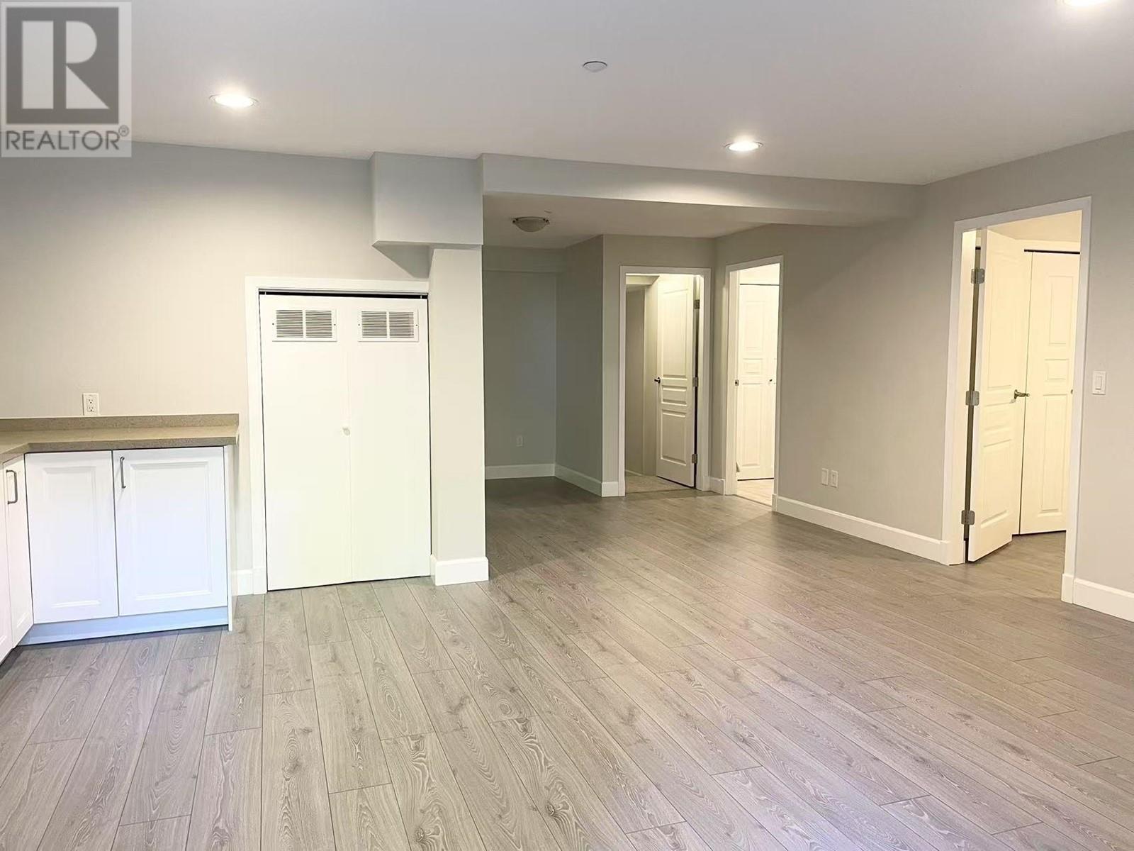 Listing Picture 23 of 26 : 2716 W 37TH AVENUE, Vancouver / 溫哥華 - 魯藝地產 Yvonne Lu Group - MLS Medallion Club Member