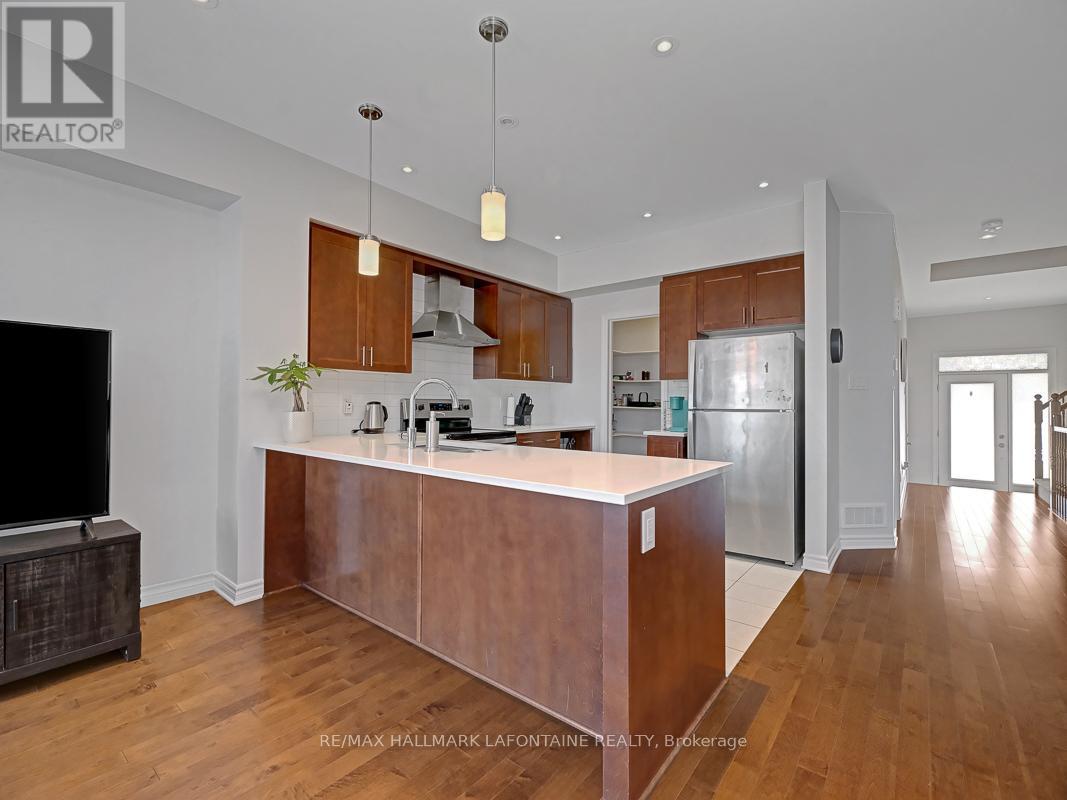 695 Putney Crescent, Ottawa, Ontario  K2S 2N9 - Photo 12 - X11961446
